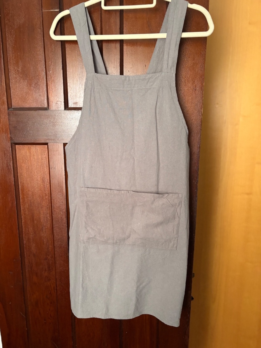 Grey Linen Apron - Picture 3 of 3